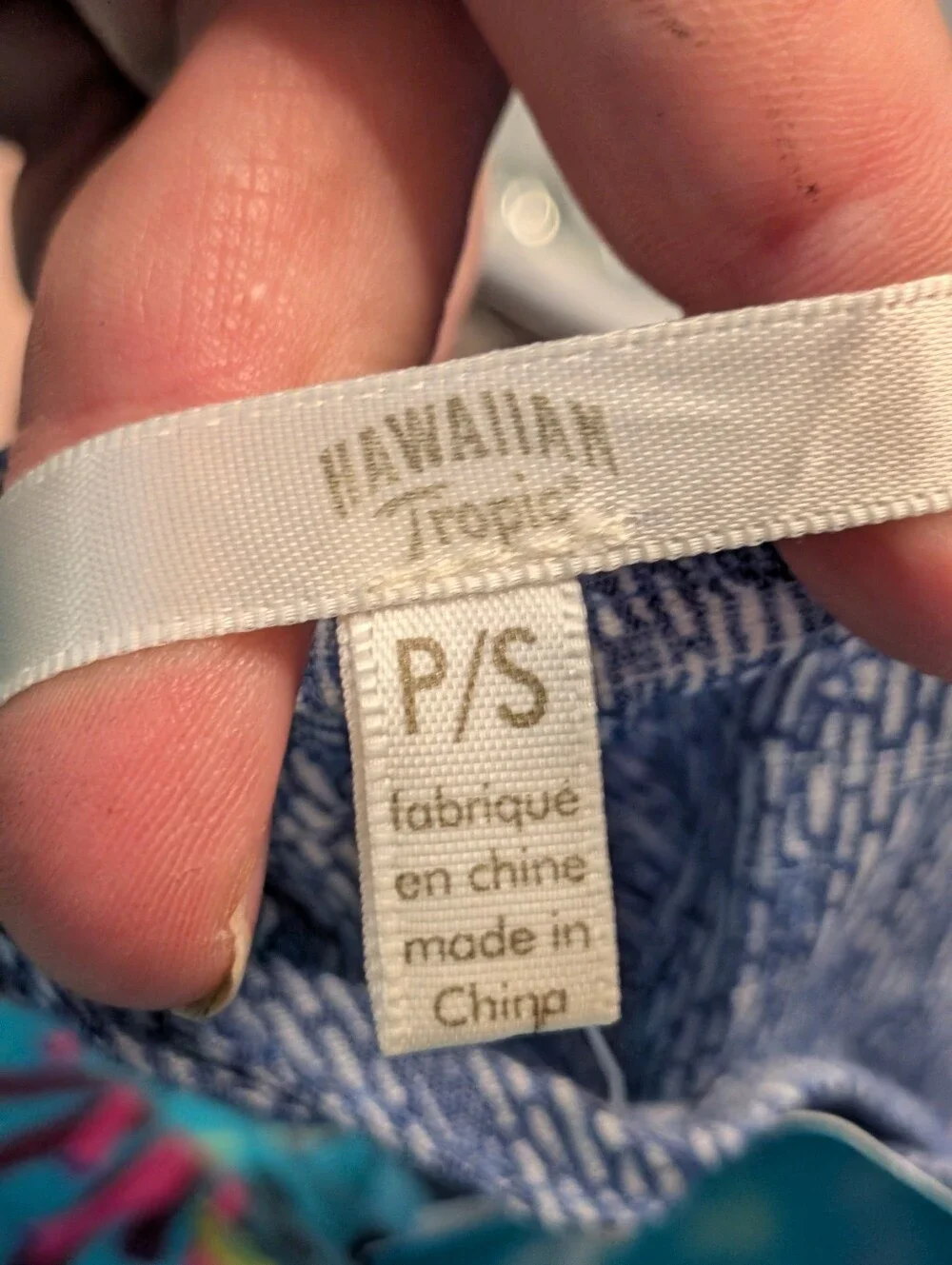 Hawaiian Tropic NWT Women's Sleeveless Jumper Size Small